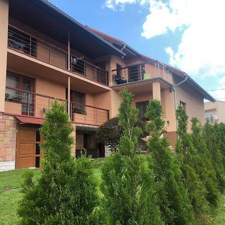 Ladislav Apartment Spisske Vlachy ภายนอก รูปภาพ